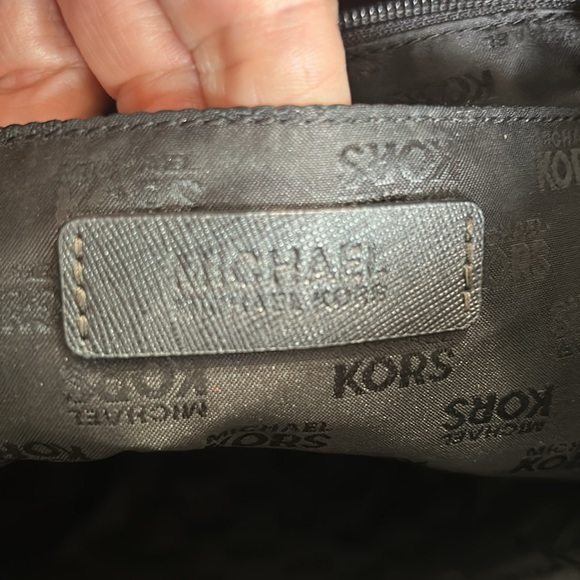 Michael Kors Jet Set Travel Large Tote Saffiano Black Leather. - Picture 10 of 17